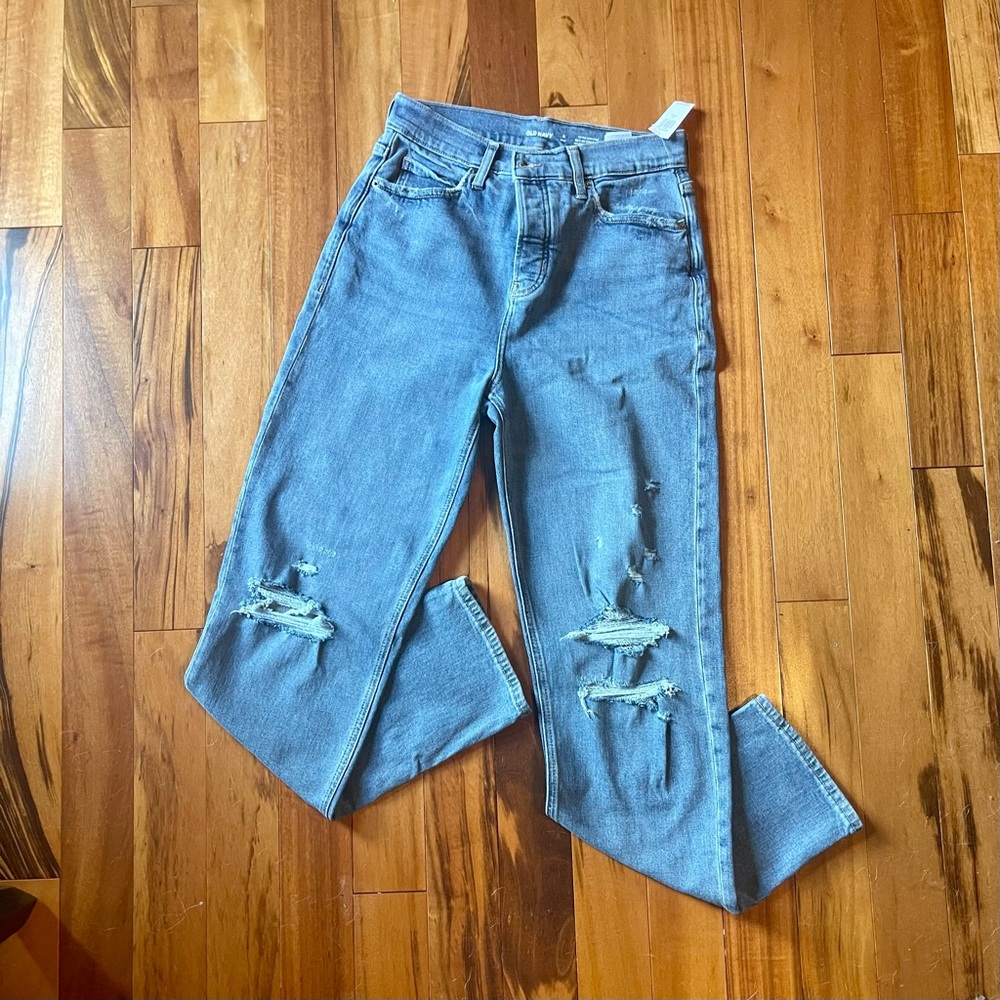 Extra High-Waisted Button-Fly Sky-Hi Straight Ripped Jeans for Women